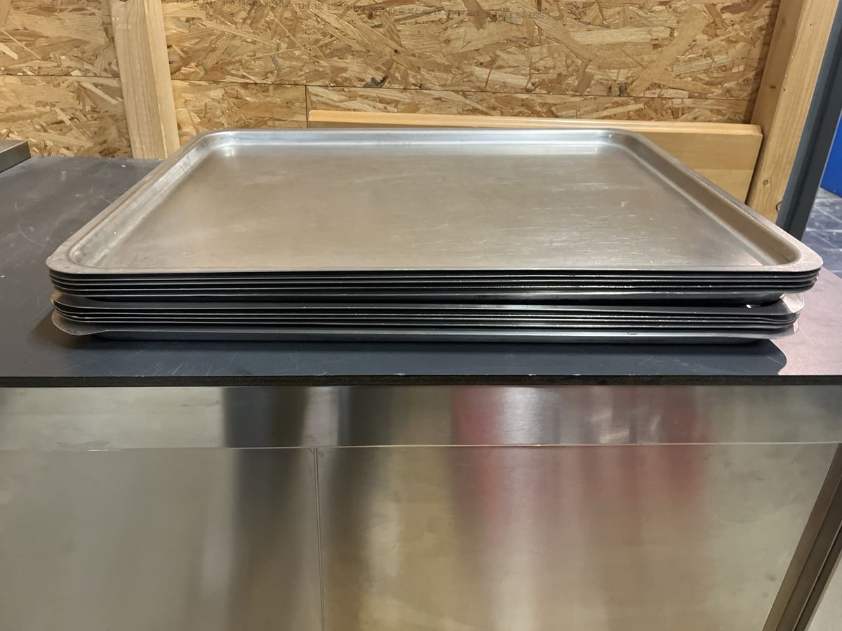 Küchengeräte: 10 x 2/1 Gastronorm Bleche robust – Gebraucht aus Dittingen von Cervolino77 3