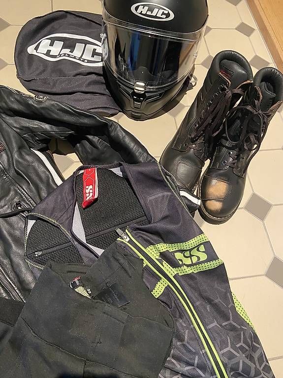 Ensembles & Tailleurs: Motorradbekleidung Damen – D'occasion à Bern par Valaeria 1
