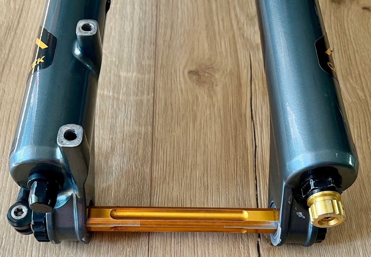 Pezzi di ricambio: Cane Creek Helm Coil 160 mm – Usato da Baar venduto da Md2 4
