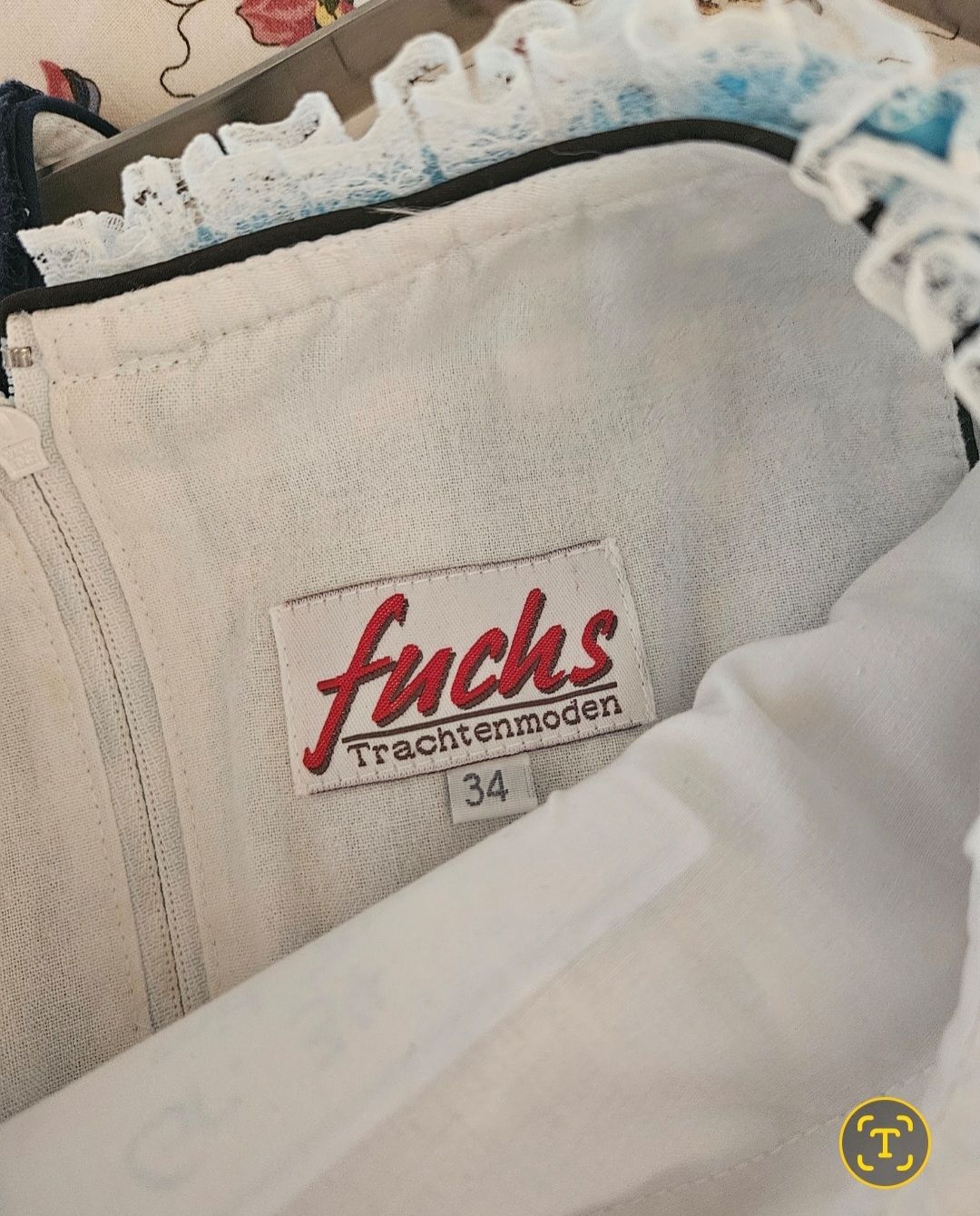 Kleider: Dirndl Fuchs Gr. 34 mit Bluse – Gebraucht aus Gisikon von man_j7bg 1