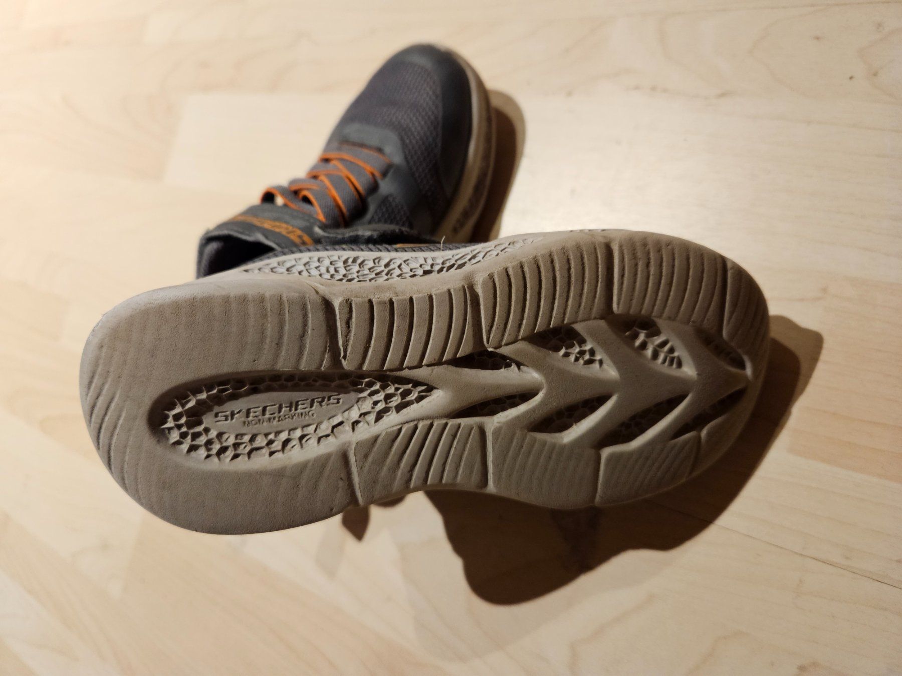 Skechers Scarpe per ragazzi: Kinderschuhe gr. 28 – Usato da Ennenda venduto da eel_ts7s 3