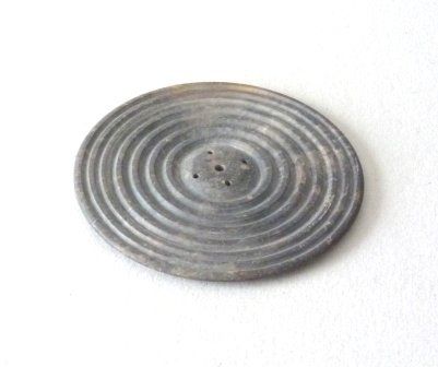 Candele: Räucherstäbchenhalter - Zen gross – Nuovo e nell'imballaggio originale da Mauren venduto da Yeelen 2