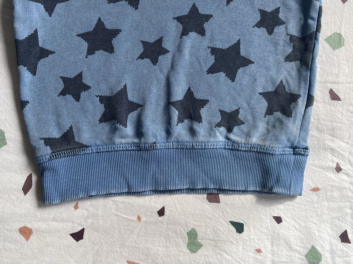Maglioni & Felpe: Pullover, blau mit Sternen,  Grösse 74/80 – Usato da Hirzel venduto da carta9 2