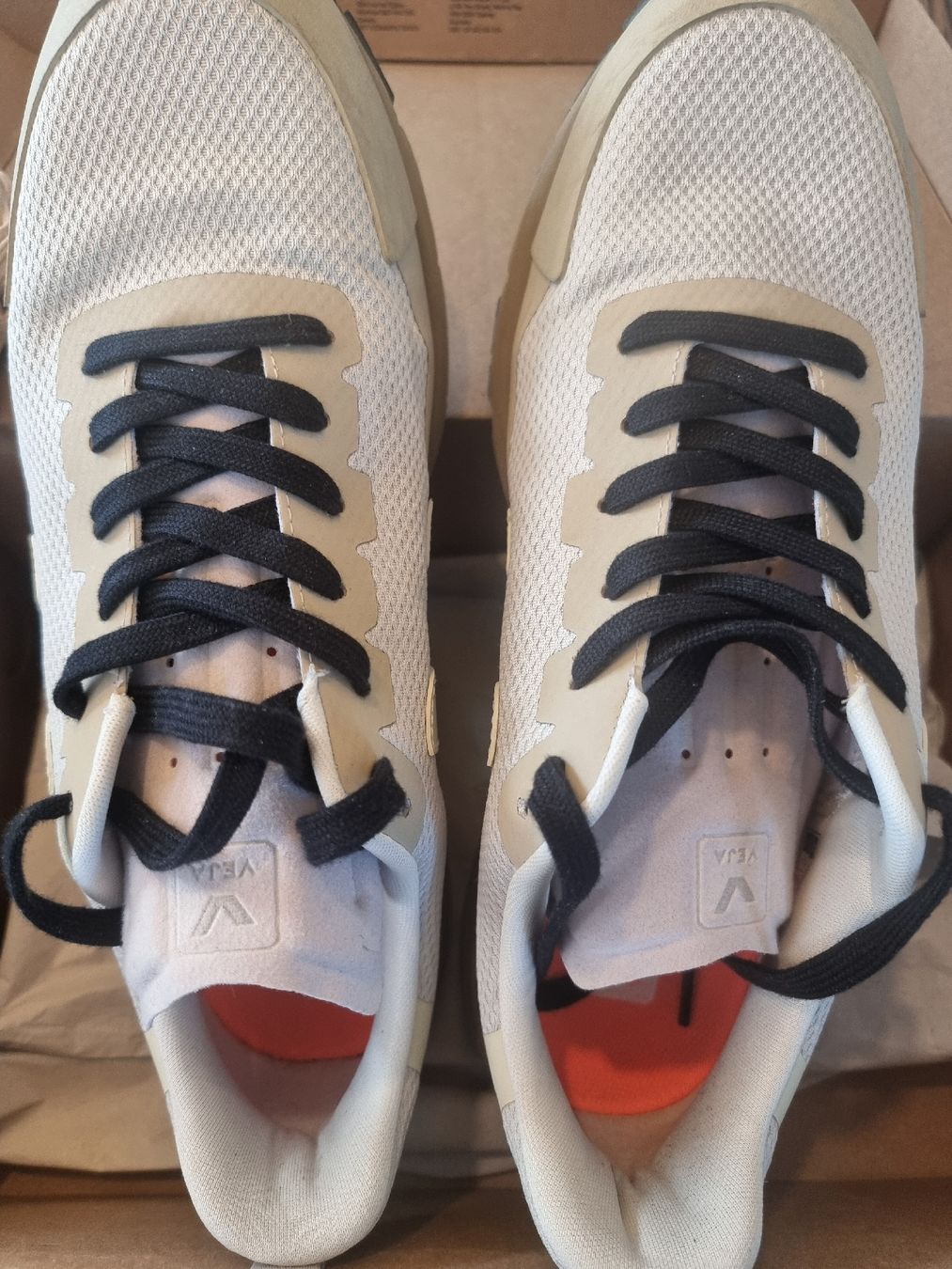 Veja Scarpe da uomo: Veja Sneaker - Dekkan Alveomesh - 44 – Nuovo (secondo la descrizione) da Dübendorf venduto da Hans-GeorgB 1