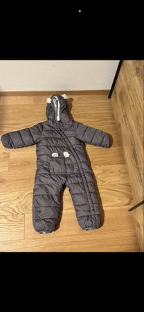 Baby Schneeanzug gefüttert