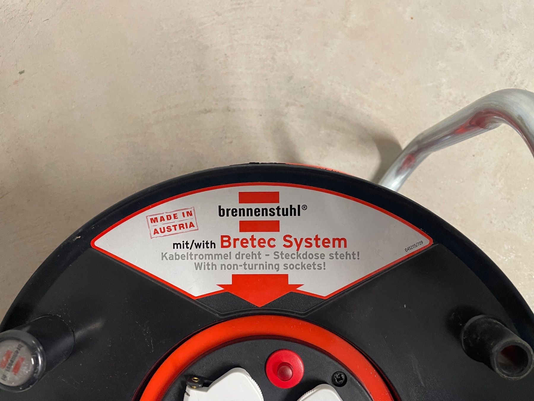Cavi: Brennenstuhl Kabeltrommel 50m mit Bretec System – Usato da Hämikon venduto da Iitomo 1