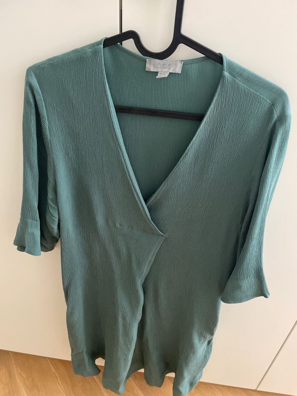 Cos Vestiti: Cos Kleid – Usato da Zürich venduto da iva_7658