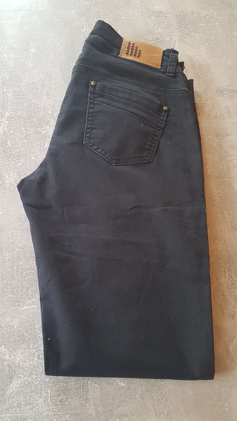 Hosen: Pantalon noir taille 38 marque Yendi – Gebraucht aus Villiers von san_jn5w 4