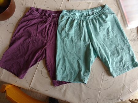 2 Radlerhosen Shorts Grösse 40/42 NEU 