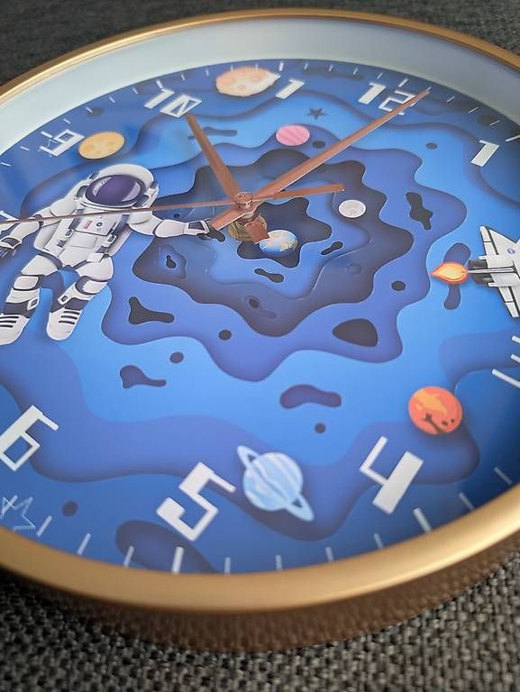 Orologi: Weltall Wanduhr - NEU – Nuovo e nell'imballaggio originale da Bern venduto da dwarf_cap 2