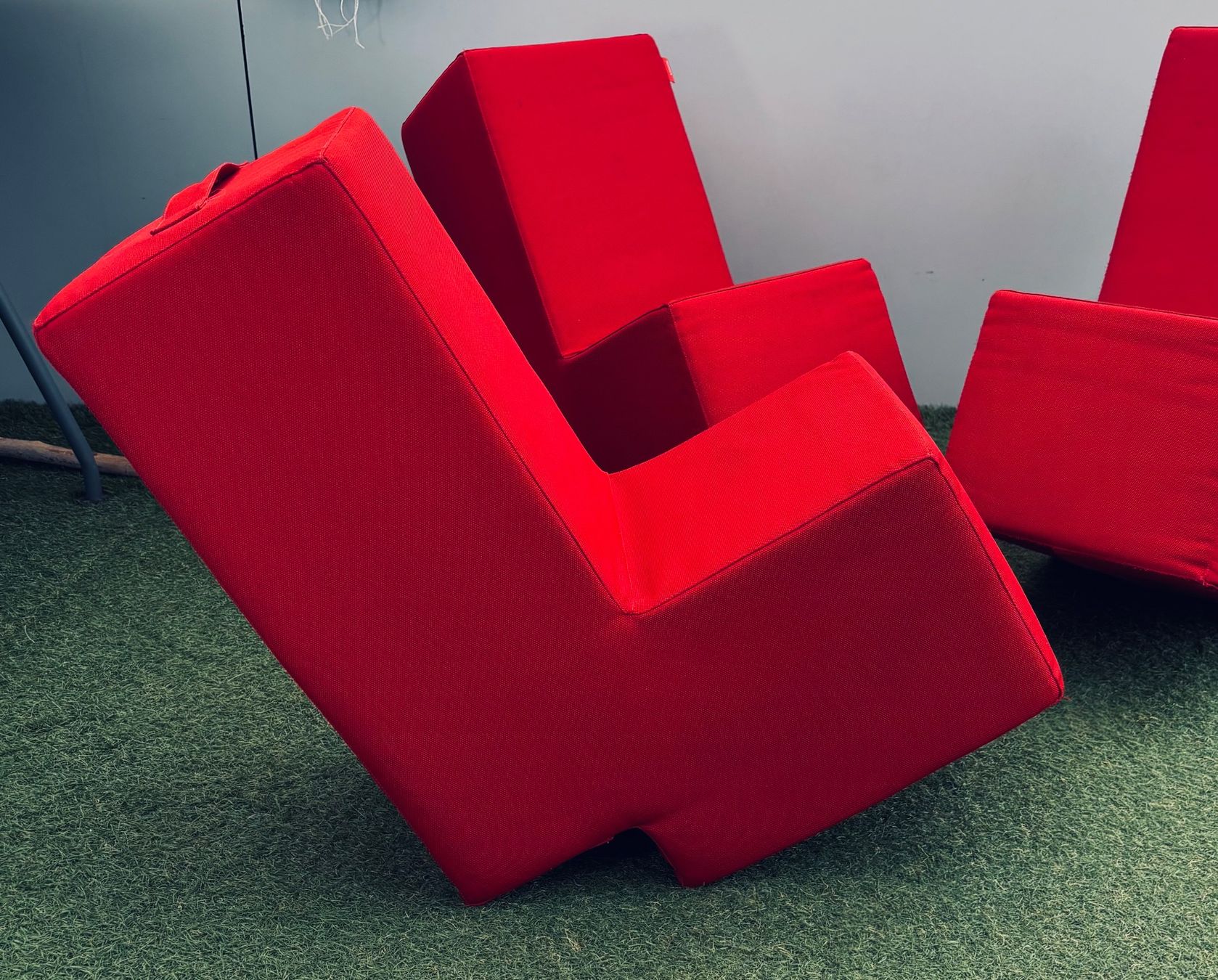 Sessel: 3 Rote Lümmel zu verkaufen / Designsitzmöbel – Gebraucht aus Sissach von swxx5 5