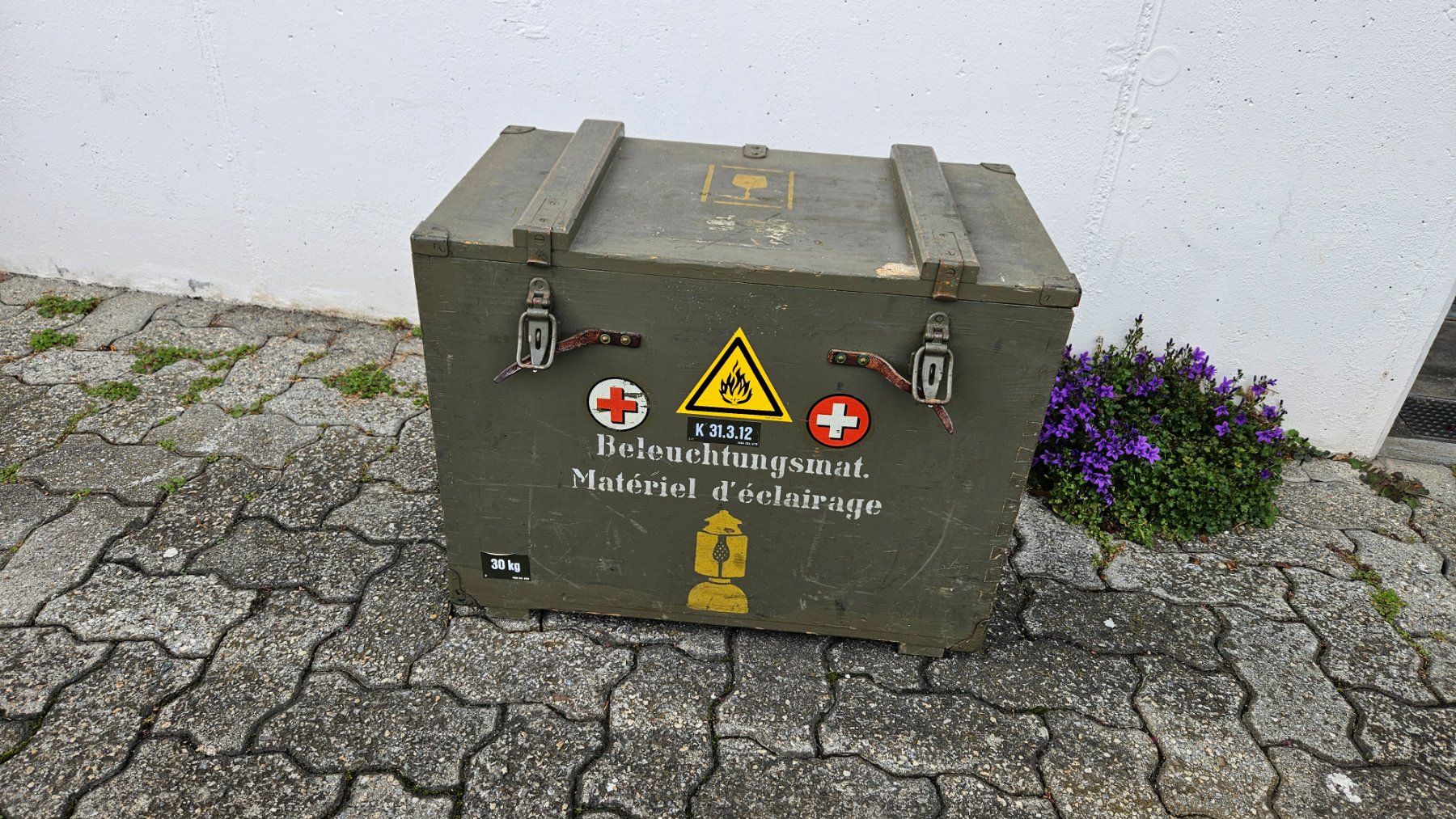 Schweizer Armee Lampade: Beleuchtungsset Schweizer Armee Top Zustand – Usato da Untervaz venduto da FullFlap777 6