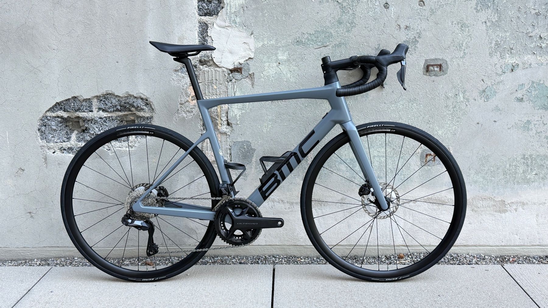 BMC Velos: Teammachine SLR TWO Iron Grey 56cm – Gebraucht aus Stettlen von Drift.Bike.Shop.Bern