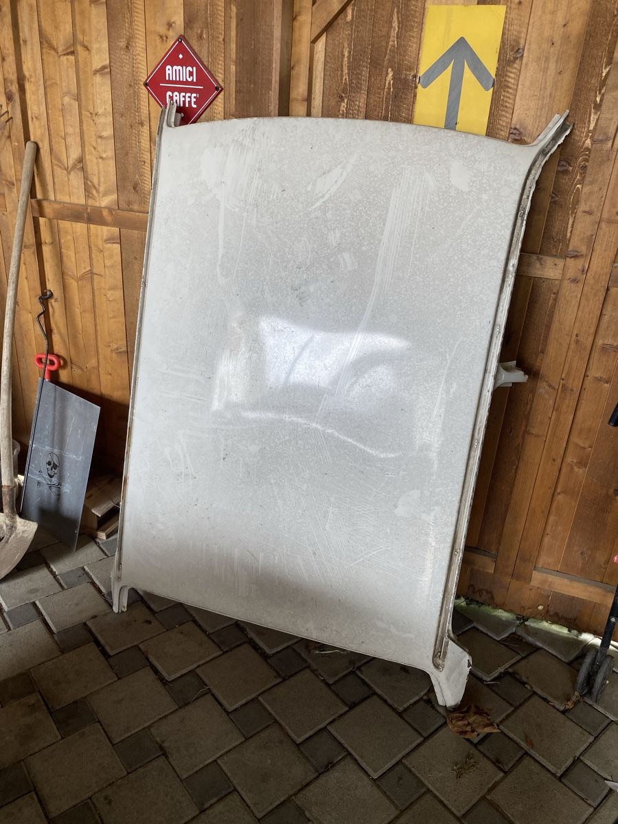 VW Tutti pezzi di ricambio auto: Dach mit Dachhimmel Vw Jetta – Usato da Schmitten FR venduto da gauch04 2