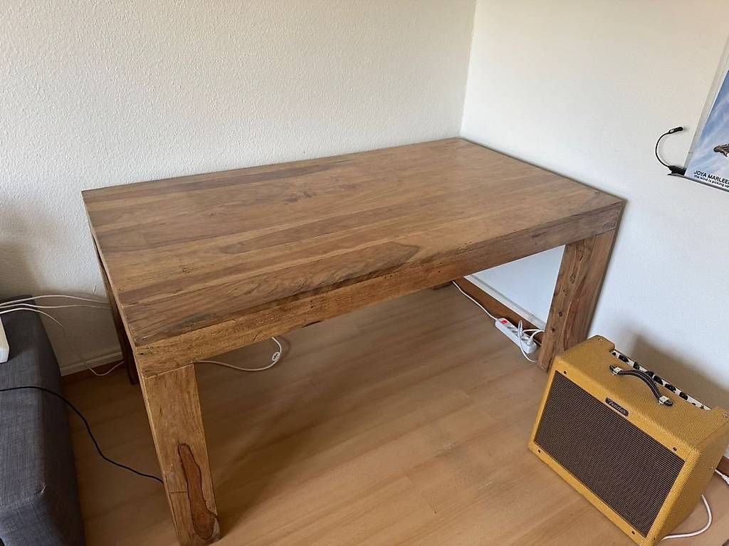 Tische: Esstisch Massivholz – Gebraucht aus Zürich von mariovonow 2