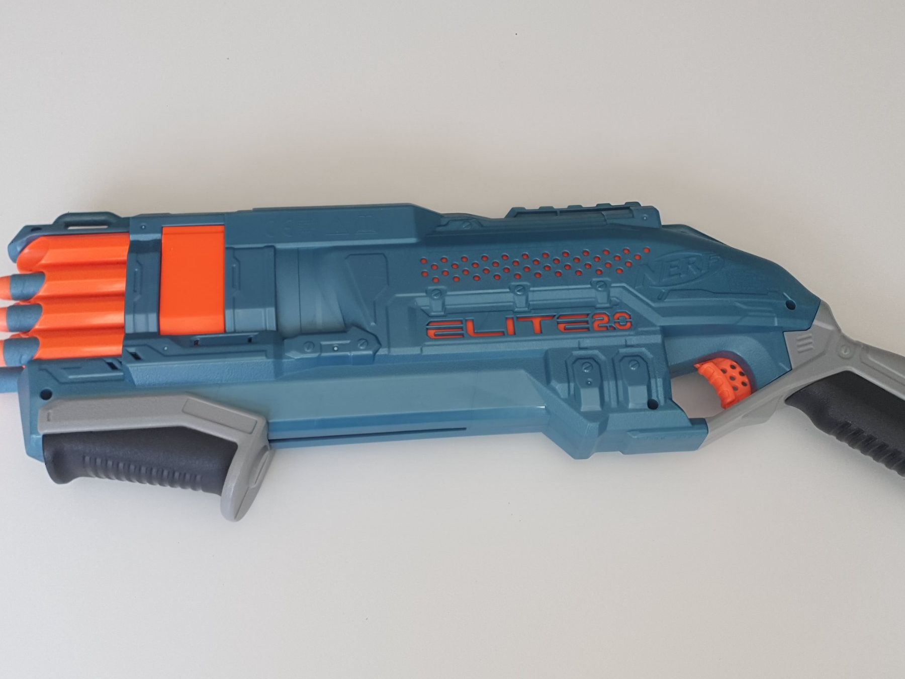 Giocattoli: Nerf Elite 2.0 Warden DB-8 Blaster – Usato da Schinznach-Bad venduto da SiljaLoi