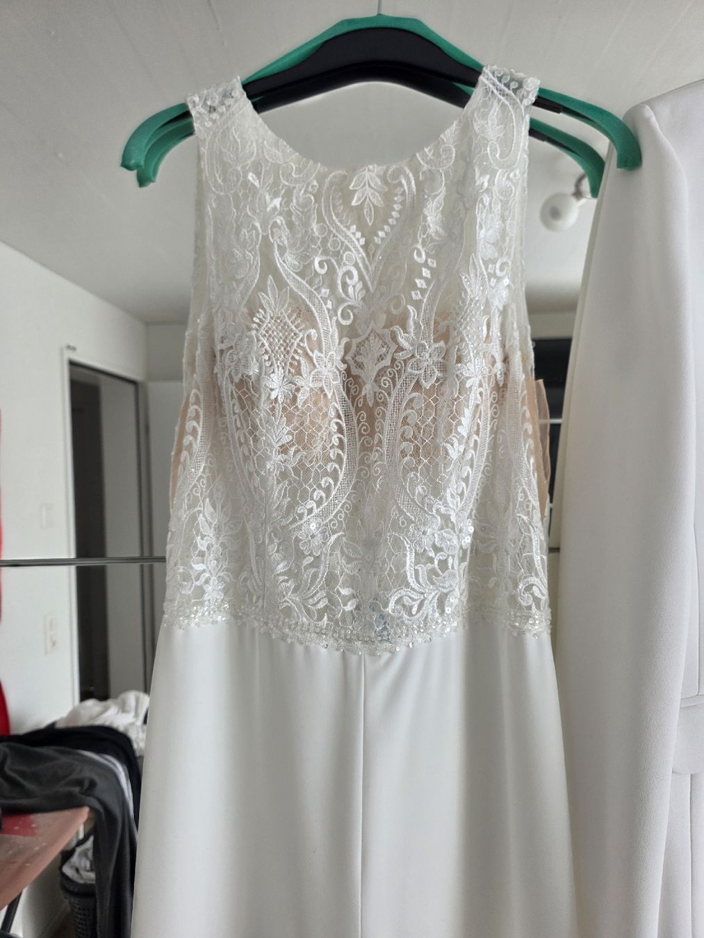 Tute: Jumpsuite Hochzeit – Nuovo (secondo la descrizione) da Sonterswil venduto da ZuendAlma