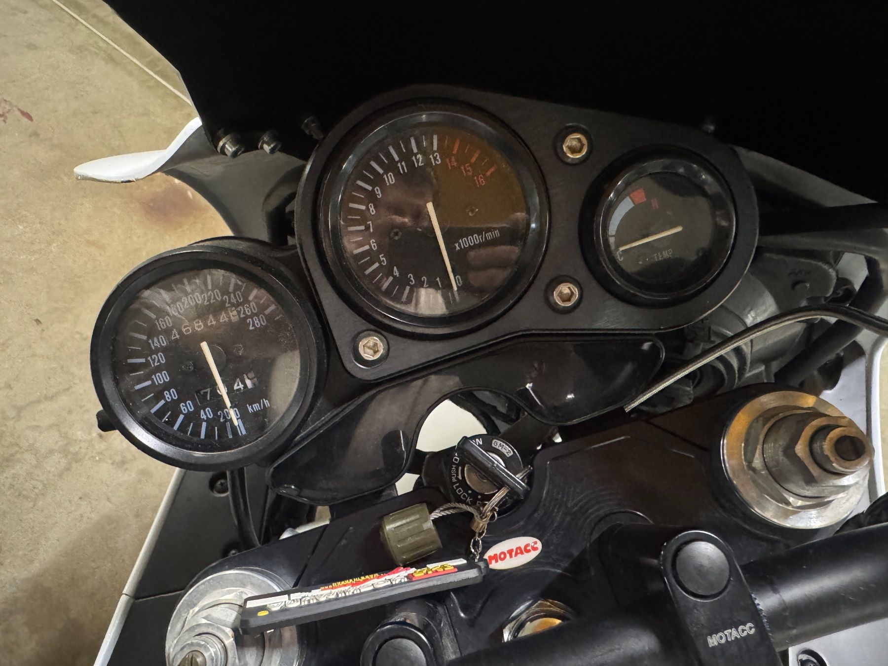 Suzuki Strada: SUZUKI GSX-R 750 – Usato da zürich venduto da Patrik1122 8