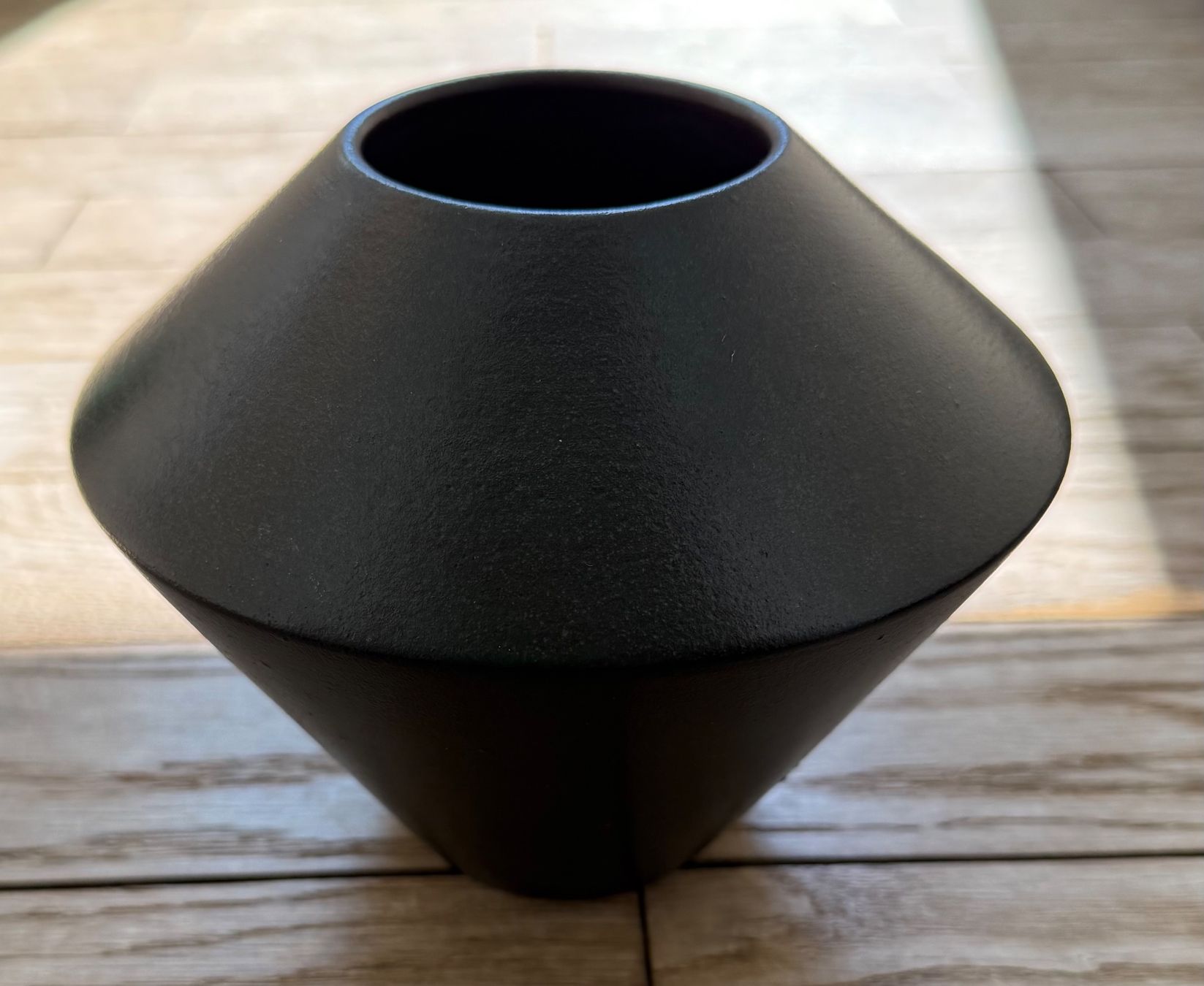 ASA Selection Vasi & Recipienti: Konische, ältere ASA-Vase, mattschwarz – Usato da Luzern venduto da Mamutpe