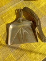 Jugendstil Kehrset aus Messing Handarbeit gemarkt
