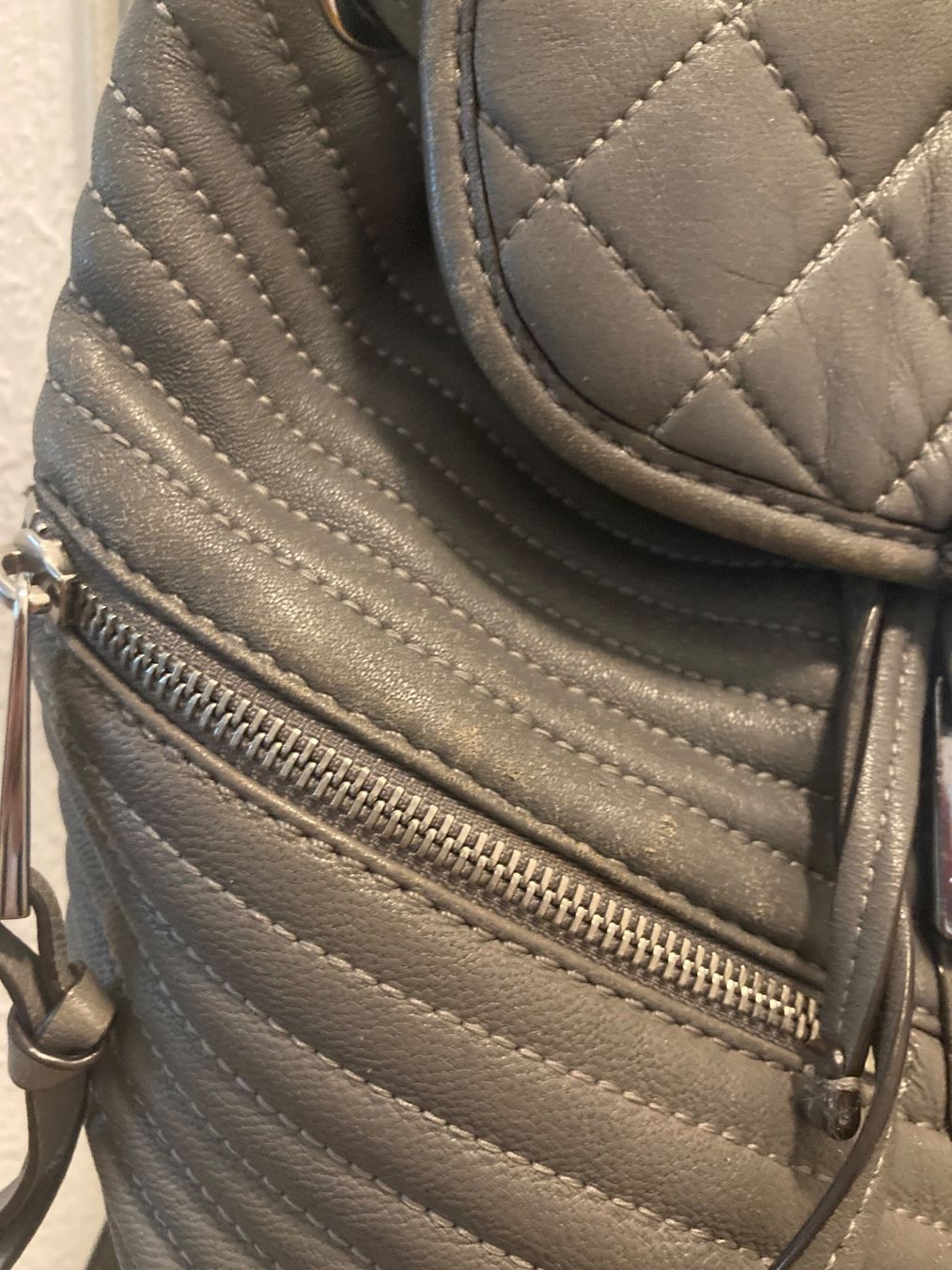 Michael Kors Rucksäcke: sac à dos gris Michael Kors – Gebraucht aus Lausanne von Anasta 1