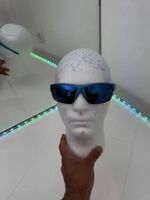 blaue sonnebrille