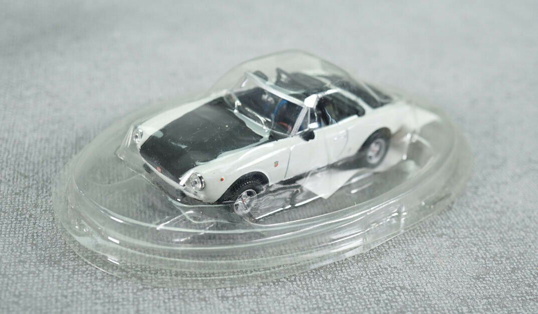 Modellini d'auto: Fiat 124 Abarth Spider 1972-1974 weiss / – Nuovo e nell'imballaggio originale da Gerlafingen venduto da espero88 1
