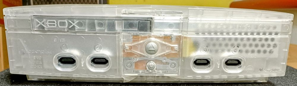 Microsoft XBox Crystal Limited Edition mit 4 Controllern (Gebraucht) in ...