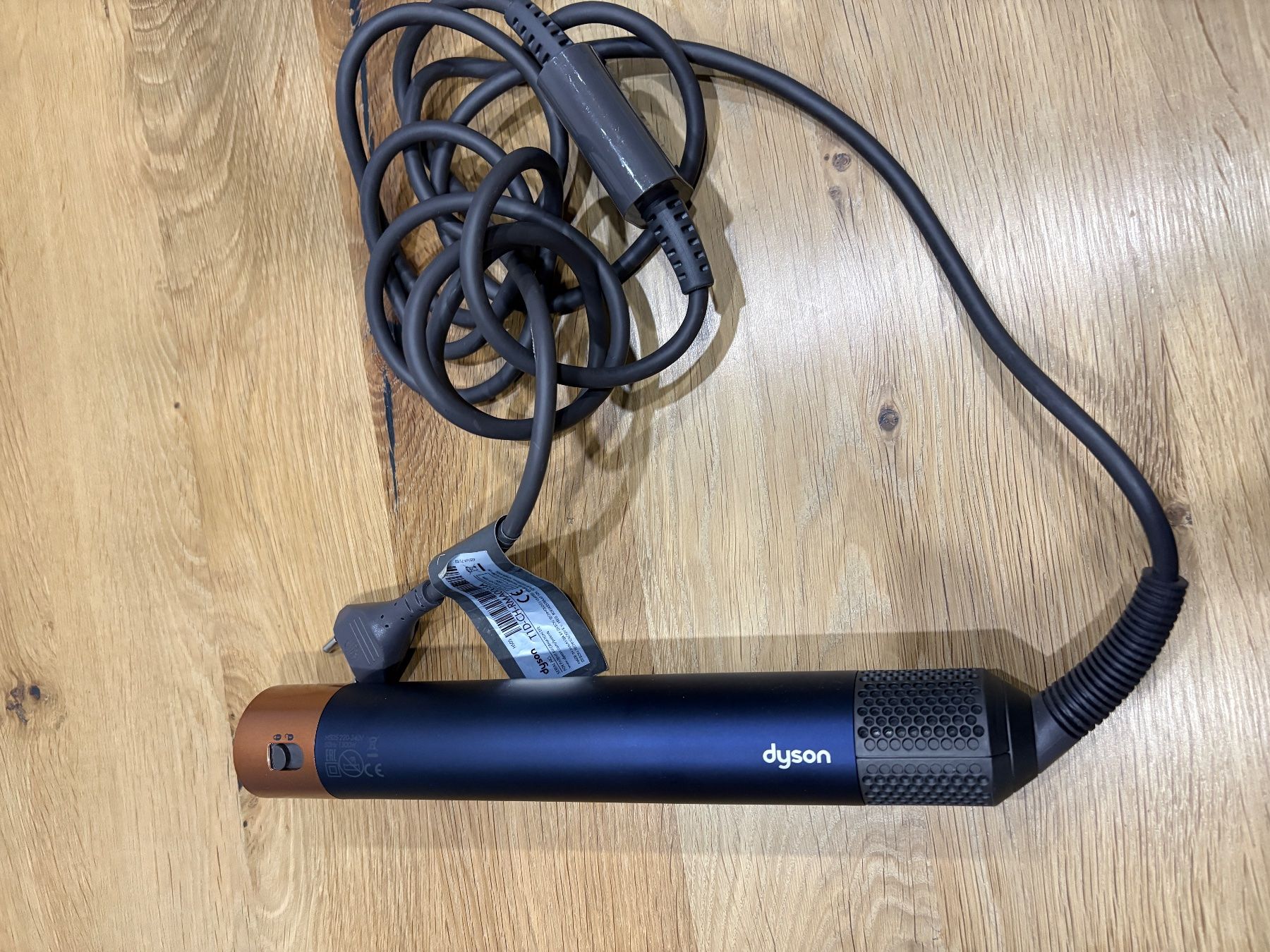 Dyson Föhn: Dyson Airwrap Multi-Styler HS05 – Defekt aus Lausen von sen_jm7c 3