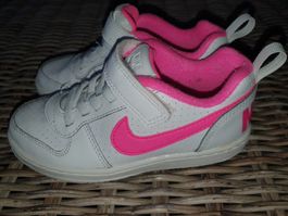 Nike Schuh grösse 28
