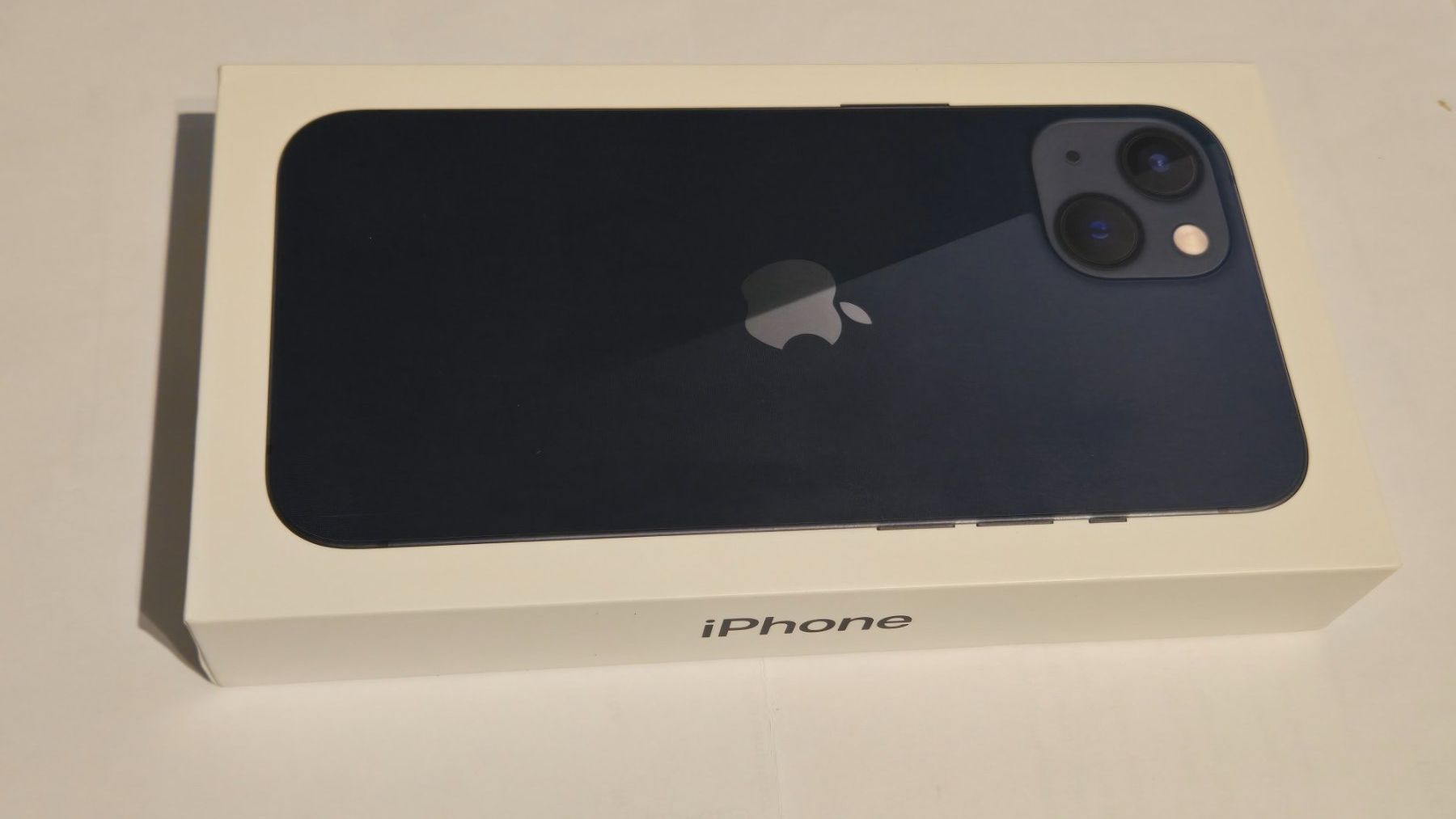 Apple Telefoni cellulari / Smartphones: iPhone 13 256 GB, Midnight – Usato da Ottenbach venduto da Haeberling
