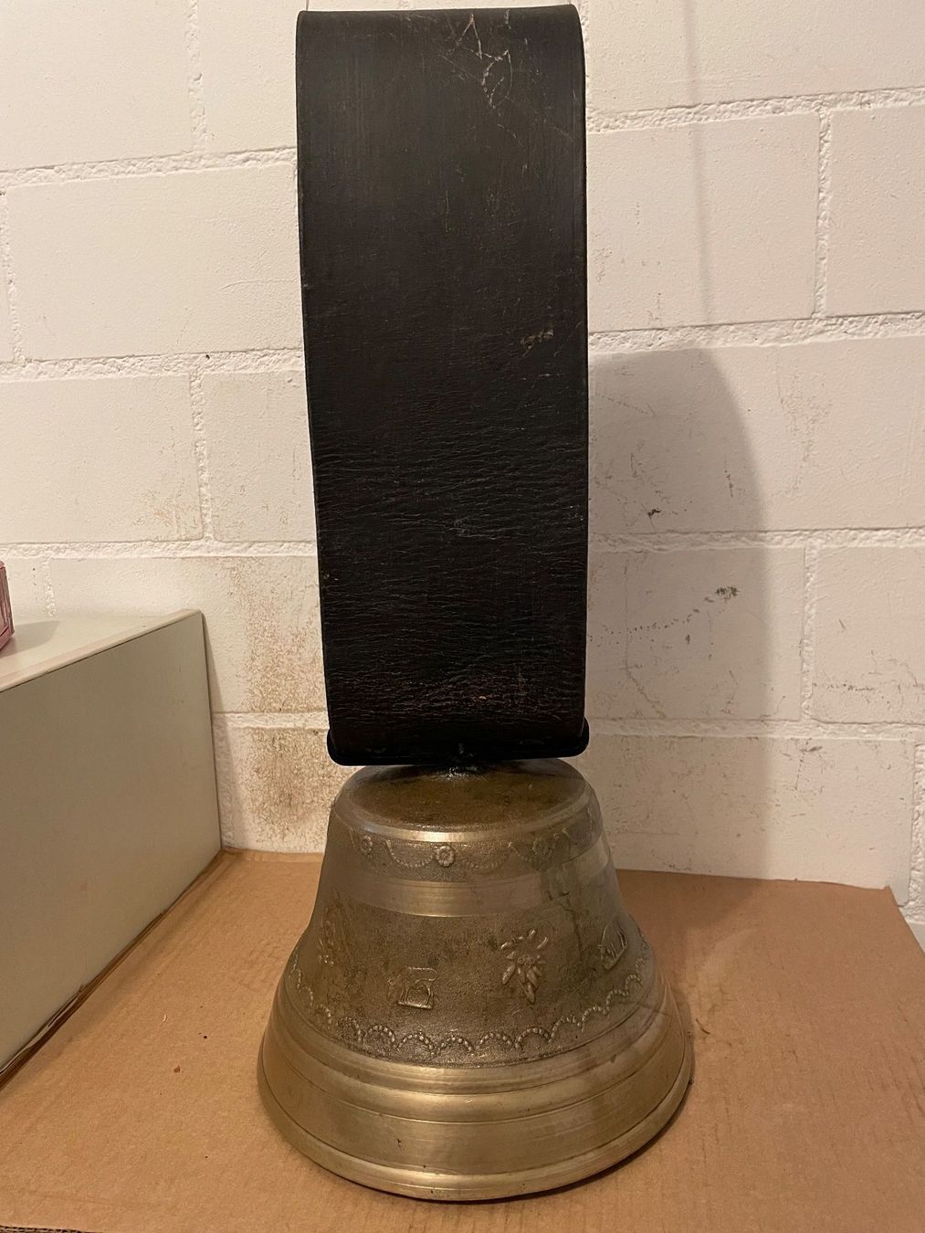 Campanacci mucche: Alte Peter Berger - Glocke ab 1.00 Fr. – Usato da Birrhard venduto da magisto52 4