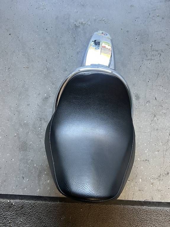 Tutti i ricambio per moto: Selle solo pour Fat Boy – Usato da Riddes venduto da Luisv 1
