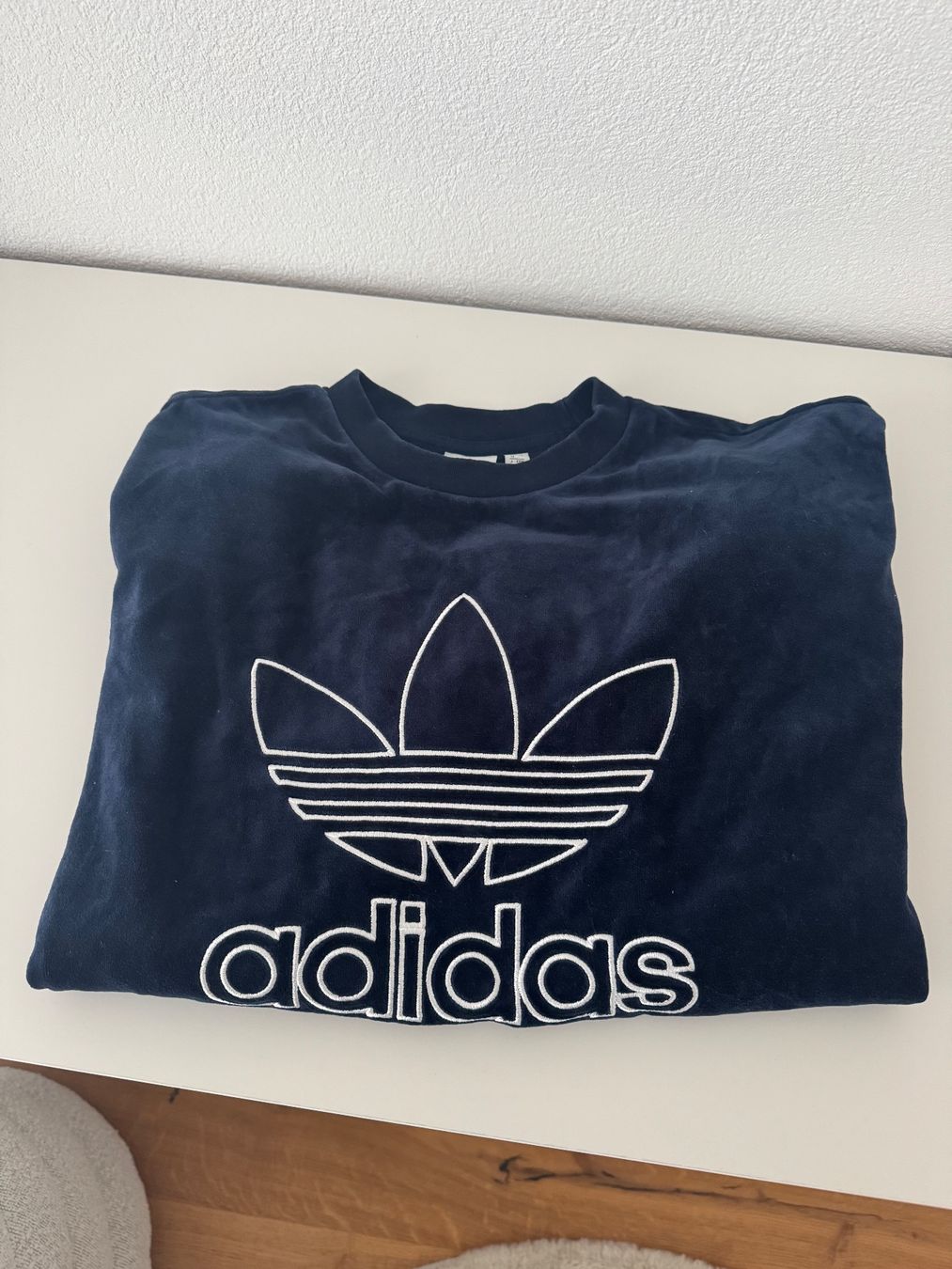 Adidas Maglioni & Felpe: Adidas Samt Pullover, Grösse 38, Dunkelblau, Top Zustand – Usato da Tafers venduto da Sarah304