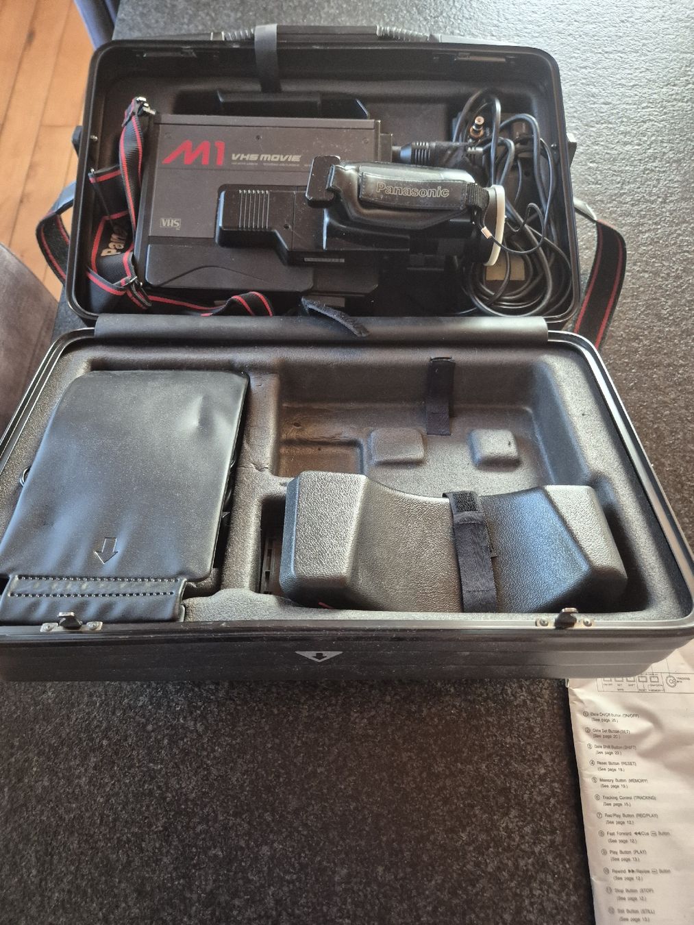Panasonic Videocamere: Panasonic VHS movie M1 – Usato da Schaffhausen venduto da beny06 5
