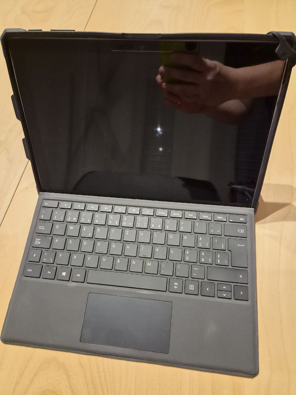 Microsoft Notebook: Microsoft Surface Pro 5 256GB – Usato da Stetten SH venduto da rx4