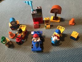 Lego Duplo Ville: Werkstatt, Tankstelle & Fahrzeuge Set!