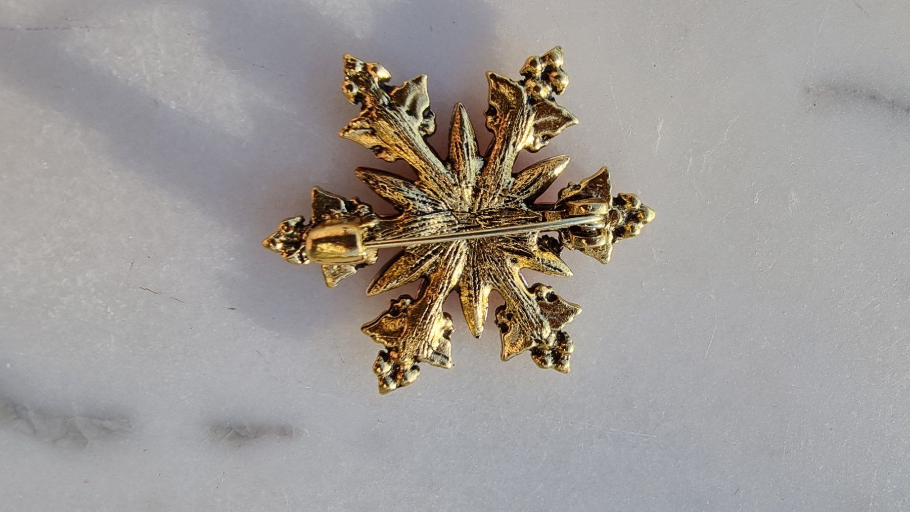 Broschen & Nadeln: Weihnachtsstern Brosche ca. 4 cm 613 – Gebraucht aus Wald ZH von Martin79 7