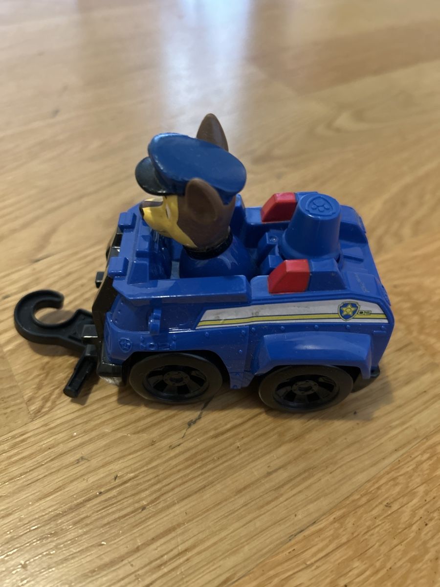 Veicoli per bambini: Kleines Paw Patrol Auto – Usato da Zürich venduto da mir_t9py