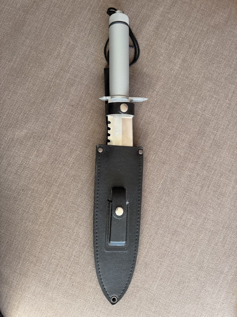 Accessoires: Survival Jagdmesser mit Kompass – D'occasion à Russikon par e_b_tp6k 1