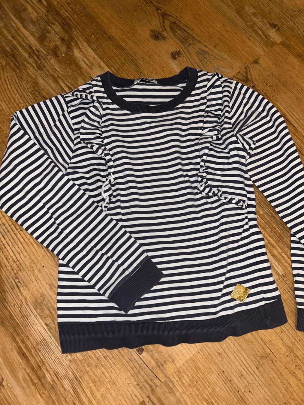 Pullover & Sweatshirts: Gestreiftes Langarmshirt 104/110 – Gebraucht aus Safenwil von 2hand_aber_wertvoll