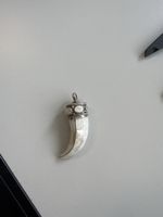 Handgefertigter Anhänger mit Gravur, Silber, Perlmutt