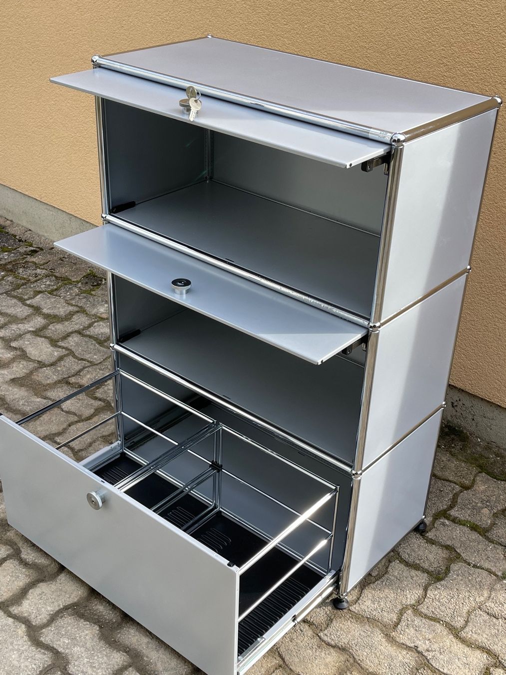 USM Commodes: USM Haller 1X3 Sideboard Mattsilber – D'occasion à Dietikon par Kumar_Occasionen 2