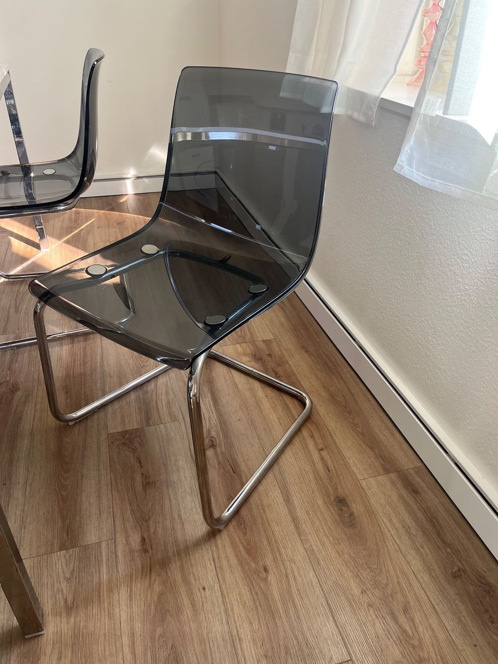 Set di tavolo e panche: Tisch mit 5 Stühlen – Usato da Dietikon venduto da lau_c7tw 1