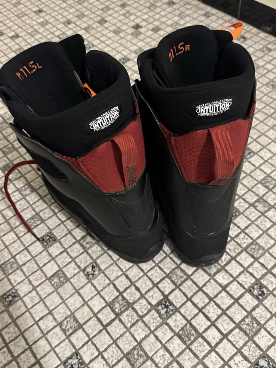 Jones Scarpe da uomo: Thirtytwo Jones Splitboard boots – Usato da Fribourg venduto da Jayaeby 4