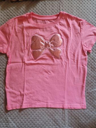 T-Shirt pink mit Schleifenapplikation Grösse 134/140