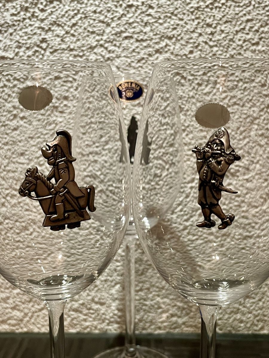 Caraffe: Weingläser Basler Fasnacht – Nuovo (secondo la descrizione) da Binningen venduto da gut_p9jq 3