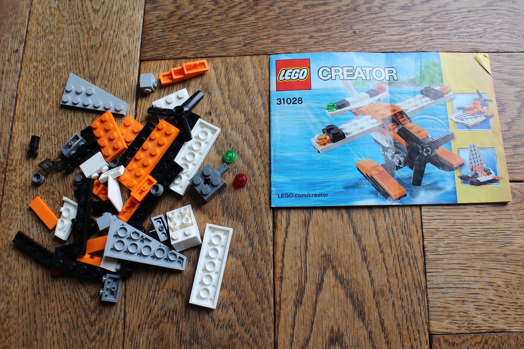 Lego Kit di costruzioni: LEGO Creator 3 in1 / 31028, Wasserflugzeug – Usato da Männedorf venduto da Alpen-Anemone