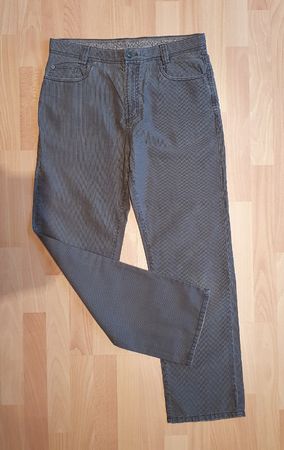 Herren Cordhose, Gr. 33