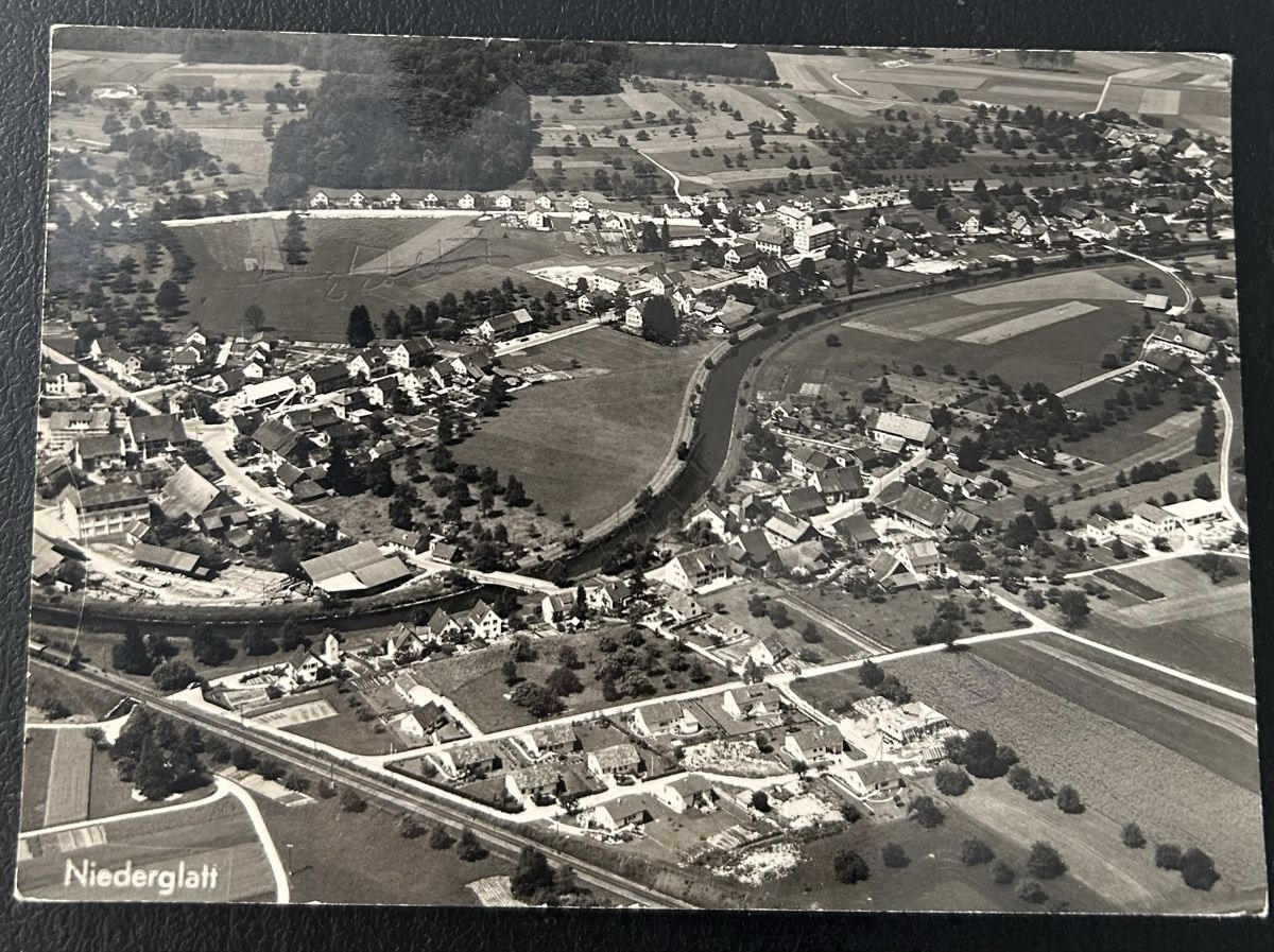 Cartoline postali: Flugaufnahme Niederglatt – Usato da Horw venduto da Tellbub